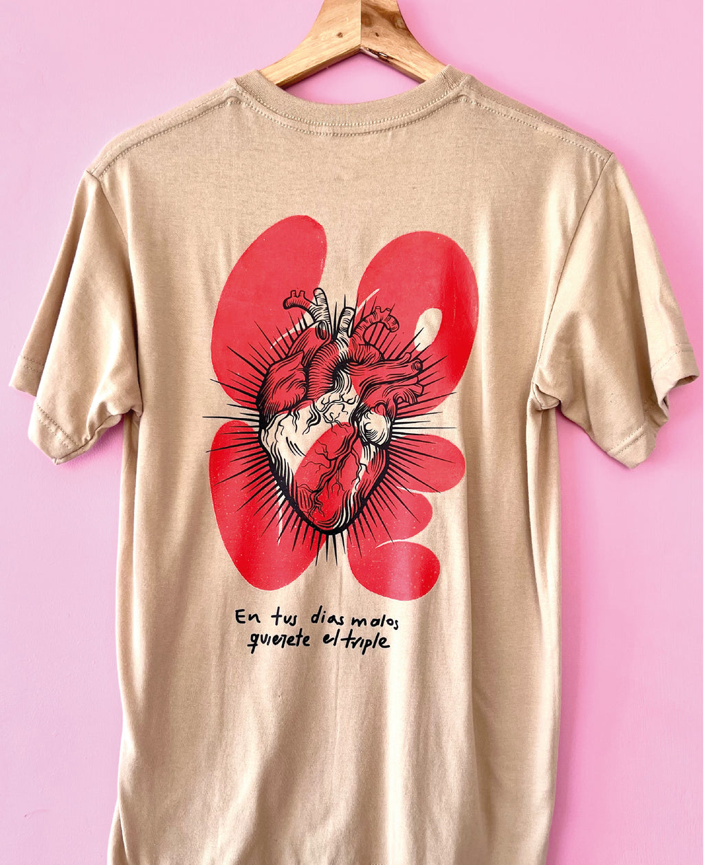 Camiseta Love